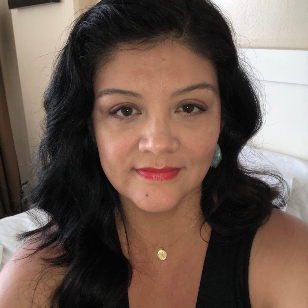 Meet your Posher, Monica